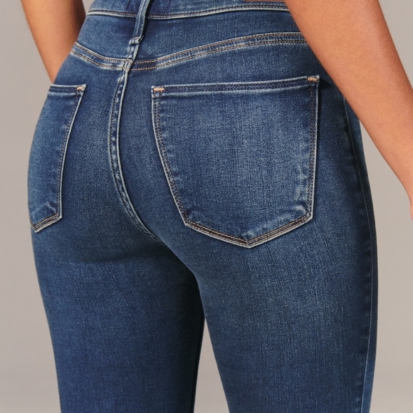 NWOT- A&F high rise skinny jeans - Picture 3 of 13